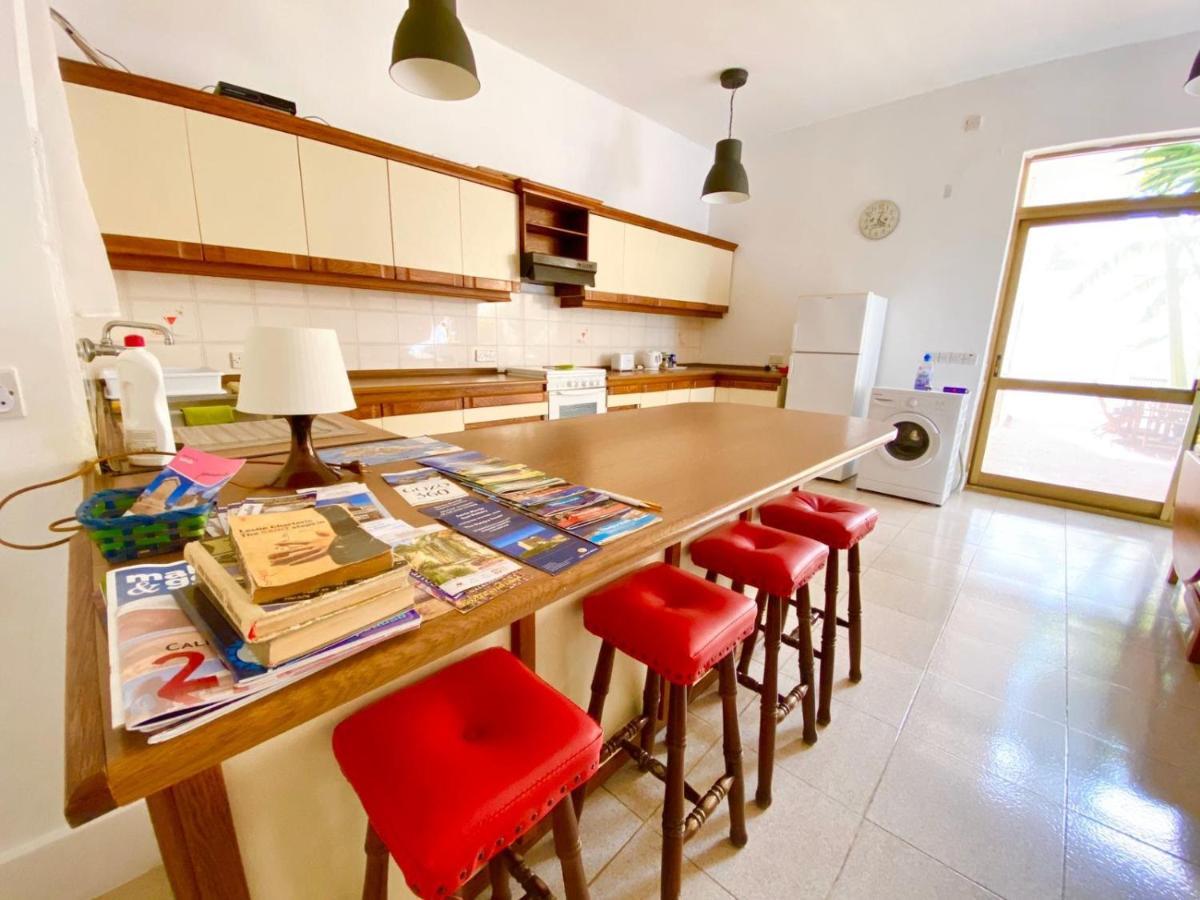 Butts Inn Annex Dormitory Hostel Ghajn il-Kbira  외부 사진