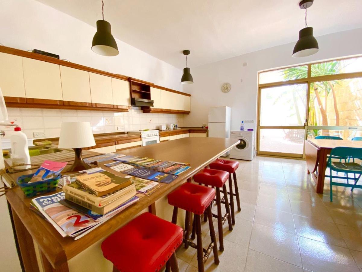 Butts Inn Annex Dormitory Hostel Ghajn il-Kbira  외부 사진