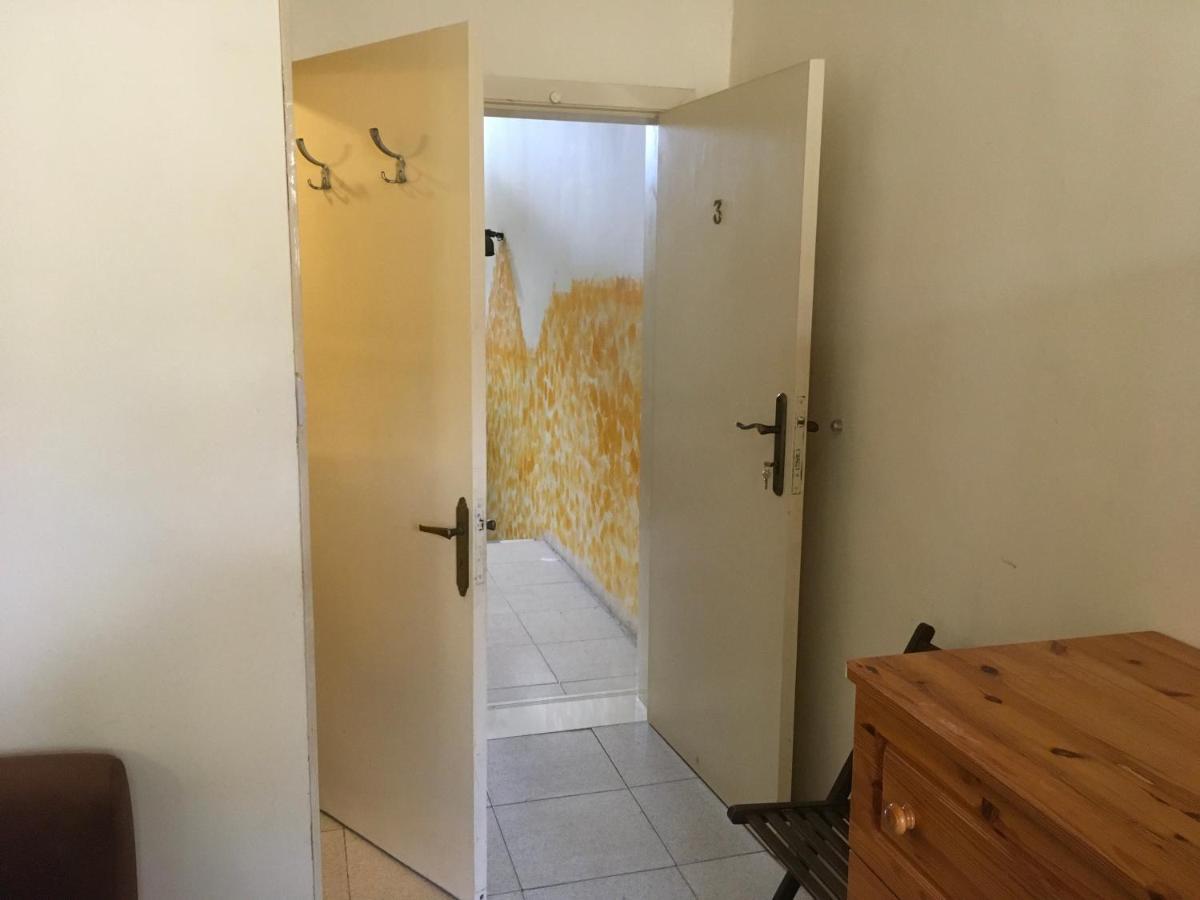 Butts Inn Annex Dormitory Hostel Ghajn il-Kbira  외부 사진