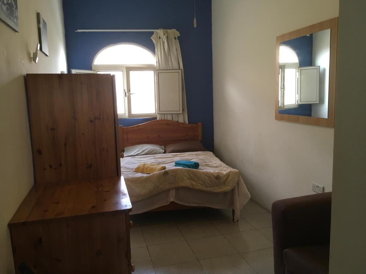 Butts Inn Annex Dormitory Hostel Ghajn il-Kbira  외부 사진